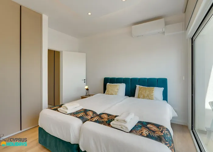 דירה Lordos Deluxe 2bd Duplex With Pool And Seaview לרנקה