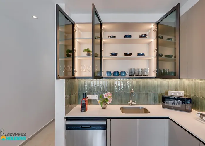 דירה Lordos Deluxe 2bd Duplex With Pool And Seaview לרנקה